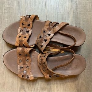 Brown Munro Sandals